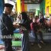 Bupati Edi Sambangi dan Serahkan Bantuan Korban Kebakaran di Loa Kulu