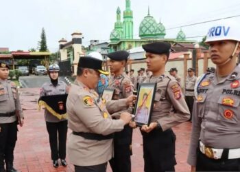 Dua Anggota Polres Kutai Barat Dipecat Tidak Hormat