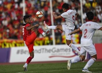 10 Pemain Timnas Indonesia Menang Dramatis Lawan Vietnam