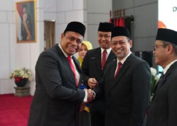 397 PNS Kaltim Terima Anugerah Satyalancana Karya Satya Pengabdian