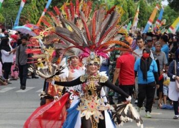 Rute Baru dan Peserta Membludak, Bontang City Carnival 2025 Siap Hibur Warga Meriahkan HUT ke-25, Bontang City Carnival dan Pawai Budaya Siap Digelar! 3 Ribu Peserta Bontang City Carnival Siap Unjuk Gigi Sabtu Besok, Panitia Siapkan Area Tempat Penonton
