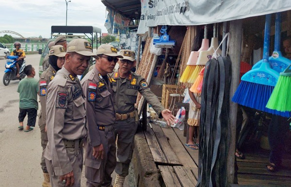 Menjelang Akhir Tahun, Satpol PP Kaltim Gencarkan Penertiban di Wilayah Kota Ketua DPRD Kaltim Dorong Pemprov Kaltim Angkat Honorer Satpol PP jadi P3K