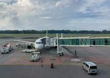 BPS Kaltim: Penumpang Domestik Udara Naik, Internasional dan Laut Alami Penurunan Bandara SAMS Sepinggan Balikpapan Tembus 4 Juta Penumpang, Pertumbuhan 8 Persen hingga September 2024 Bandara SAMS Balikpapan Buka Rute Penerbangan Baru ke Kediri