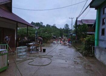 Banjir Perlahan Surut, Pasokan Listrik di Mahakam Ulu Belum Pulih