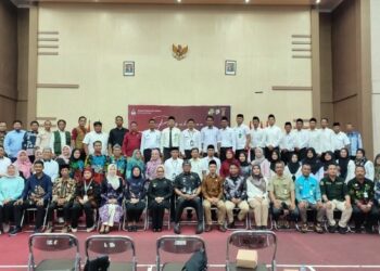 Pengukuhan dan Penandatanganan Pakta Integritas PPK dan PPS untuk Pilkada Bontang 2024