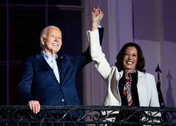 Kamala Harris Siap Maju Pilpres AS 2024 Gantikan Joe Biden