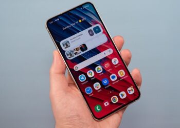 Waspada! Kenali Ciri-Ciri Ponsel Disadap dan Cara Mengatasinya Waspada! Kenali Ciri-Ciri HP Disadap dan Cara Mengatasinya Atasi Penyimpanan Internal Penuh di HP Android dengan Menghapus 5 Jenis Aplikasi Ini