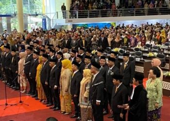 Anggota DPRD Balikpapan, Jatuh Pingsan saat Pelantikan Periode 2024-2029