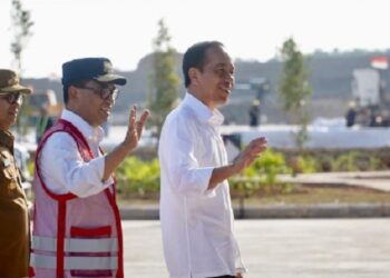 Kunjungan Terakhir Jelang Akhir Masa Jabatan, Presiden Jokowi Mendarat Perdana di Bandara IKN