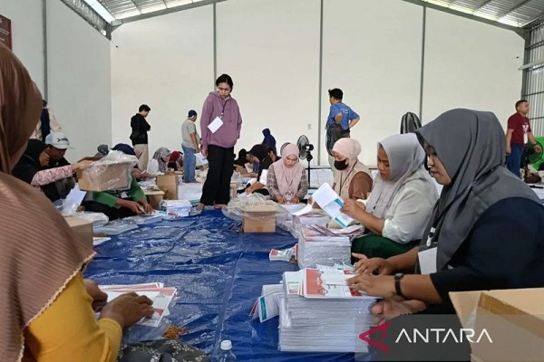 536.457 Surat Suara Pilkada Balikpapan Mulai Disortir, Target Selesai 7 Hari