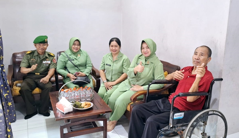 Kodim 0908/Bontang Rayakan HUT TNI ke-79 dengan Kunjungan ke Purnawirawan dan Warakawuri