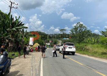Dump Truk Tabrak Motor di Jalan Poros Bontang-Sangatta, Satu Korban Meninggal Dunia