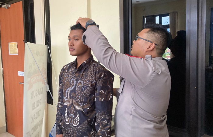 Warga Bontang Antusias Daftar Bakomsus Polri Bidang Perikanan dan Gizi