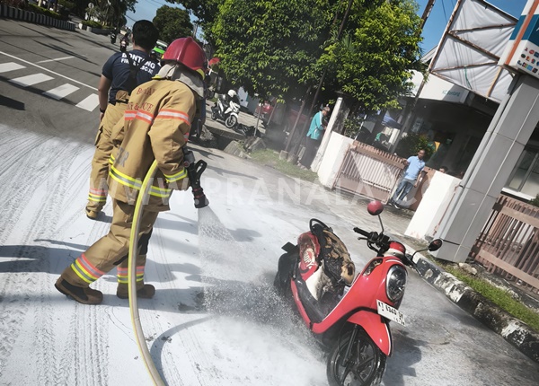 Diduga Lalai saat Isi BBM, Motor Scoopy Terbakar di Bontang