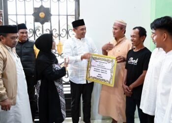 Target 5 Ribu Kuota, Anggaran Umrah Gratis Kaltim Tersisa Rp300 Juta Anggaran Umrah Gratis Kaltim Tersisa Rp300 Juta, Wali Kota Bontang: Merata, Jangan Hanya di Samarinda-Balikpapan Wagub Kaltim Safari Ramadan di Bontang, Wali Kota Minta Tambahan Kuota Umrah Gratis bagi Marbot Masjid