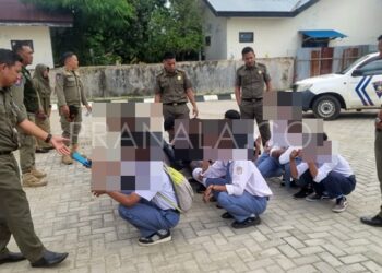 Pelajar yang Sering Langgar Wajib Belajar, Satpol Bontang Usulkan Beasiswa Dicabut 15 Pelajar di Bontang Terciduk Nongkrong di Warung, Merokok sampai Main Game Online