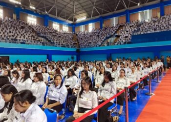 Bupati Kutim Lantik Ribuan PPPK, Era Honorer Resmi Berakhir Tahun Ini