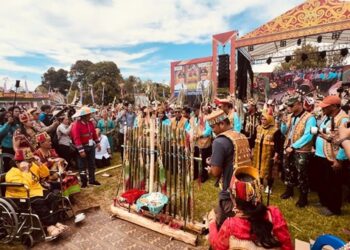 Festival Lom Plai 2026 Kaltim Makin Bergengsi, Kemenpar Dijadwalkan Hadir Lom Plai 2026 Masuk Agenda Nasional, Kutim Bidik 12 Ribu Pengunjung Festival Lom Plai Kutim Didorong Masuk Agenda Nasional Tak Masuk Agenda Nasional, Festival Adat Lom Plai Dayak Wahea Jalan Terus