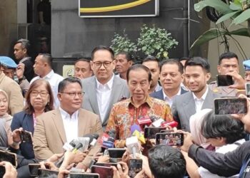 Jokowi Tempuh Jalur Hukum, 5 Orang Dilaporkan Terkait Tuduhan Ijazah Palsu