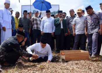 Peletakan Batu Pertama Masjid Al Mubarak: Harapan Baru dari Tanah Wakaf di Pangkep