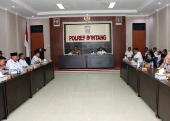 Polres Bontang Fasilitasi Dialog Warga dan PT EUP Terkait Dugaan Pencemaran Laut, Berikut Empat Tuntutan Nelayan