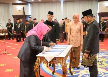Daftar 11 Pejabat yang Baru Dilantik Gubernur Kaltim