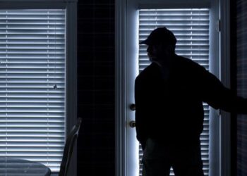 VIDEO: Masuk Lewat Pintu Belakang, Pemuda di Bontang Diduga Cabuli Gadis 15 Tahun