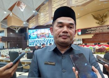 Giliran DPRD Kaltim Anggarkan Rp6,8 Miliar untuk Mobil Dinas Ketua DPRD Kaltim: Pengawasan Lemah, Proyek Bisa Rusak Alam dan Picu Konflik Sosial