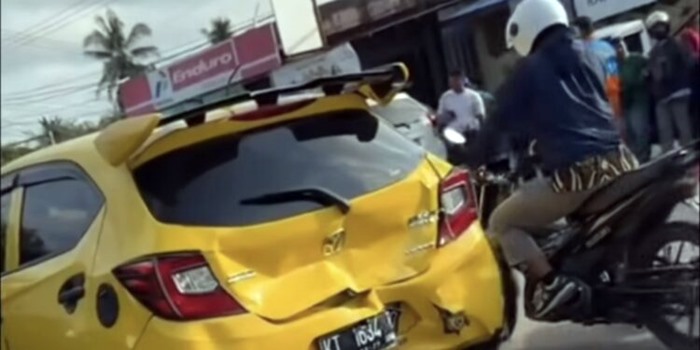 Diduga Mabuk, Kronologi Lengkap Kecelakaan Beruntun di Lok Tuan Bontang Empat Mobil Tabrakan Beruntun di Simpang Loktuan Bontang, Polisi Selidiki Penyebabnya