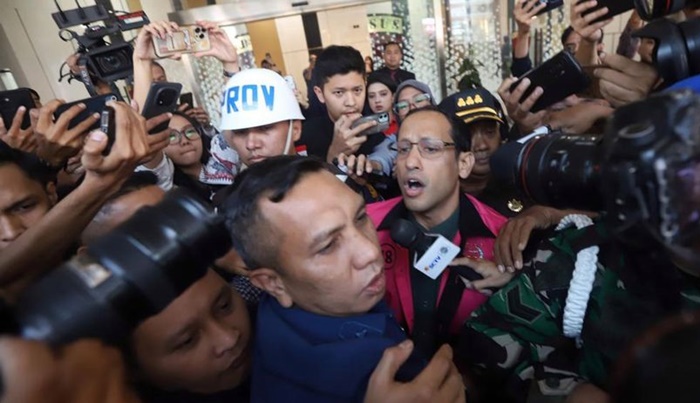 3 Kali Diperiksa, Nadiem Makarim Akhirnya jadi Tersangka Korupsi Chromebook