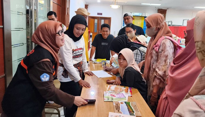 Buku Gratis untuk Bangkitkan Minat Baca di Kutai Timur