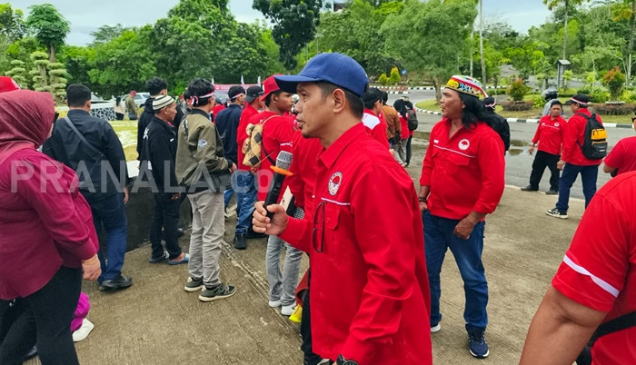 Ratusan Massa Demo di DPRD Bontang, Soroti Nasib Honorer hingga Proyek Rp10 Miliar