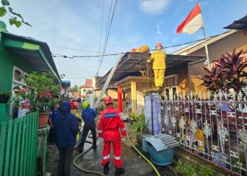 Rumah di Bontang Nyaris Ludes Terbakar, Pemicunya Diduga Korsleting
