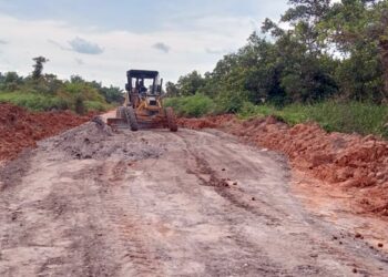 DPRD Kutim Desak Perusahaan Perbaiki Jalan Kelinjau–Senyiur