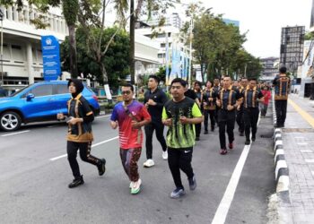 Lari Pagi bersama Wartawan, Kapolresta Balikpapan Ajak Hidup Sehat