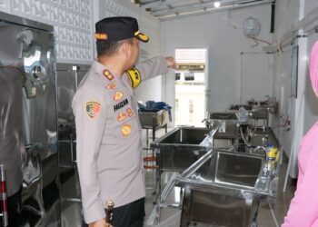Cek Fasilitas Dapur SPPG Sangatta, Kapolres Kutim Pastikan Standar Kebersihan dan Kualitas Pangan