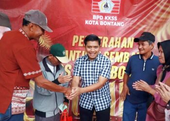 Peduli Sesama, KKSS Bontang Salurkan Ratusan Paket Sembako