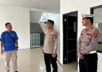 Polres Kutim Sidak Terminal Sangatta Jelang Mudik Lebaran, Pastikan Kelayakan Kendaraan