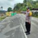Longsor Tutup Jalan di Loa Janan Kaltim, Polisi dan Warga Berpacu Cegah Macet