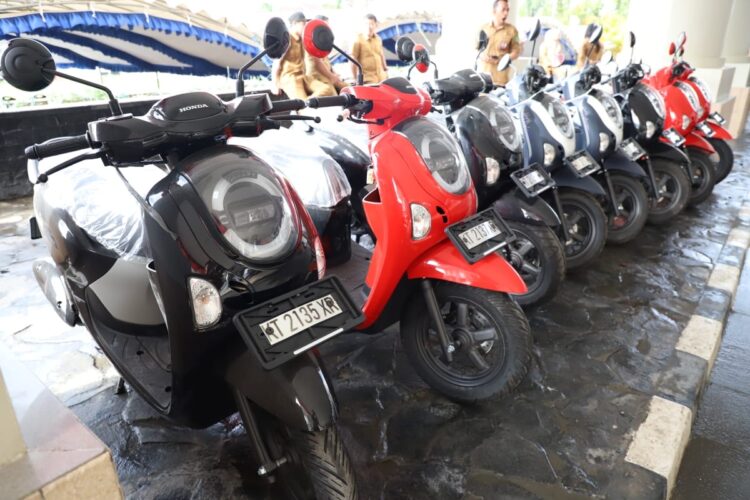 Bukan Milik Pribadi, Seluruh Ketua RT di Kutim Dapat Motor Dinas
