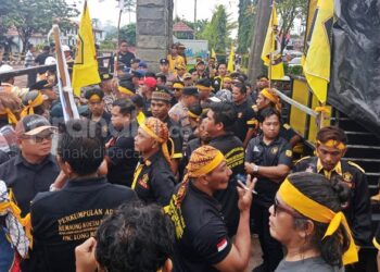 BREAKING NEWS: Diduga PHK Pekerja Lokal Kutim, PT Pama Didemo Besar-besaran di Sangatta