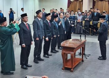 Gerbong Mutasi di Kutim; Empat Kepala Dinas dan Dua Dokter Ahli Utama Dilantik
