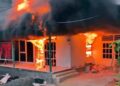 Rumah Kosong di Bontang Terbakar, Api Cepat Membesar