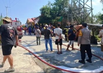 Sumur Bor Masjid di Balikpapan Mendadak Semburkan Api, Warga Panik Berhamburan