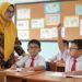 Nasib Guru Honorer Masih Abu-Abu, Pemerintah Janji Tak Ada PHK Massal