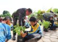 Smartani Goes To School: Cara Keren Anak-Anak SDN 009 Bontang Utara Belajar jadi Petani Cilik