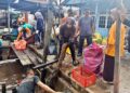 1,8 Ton Sampah Diangkut dari Pesisir Tanjung Laut Indah, Warga Pasang ‘Benteng’ Lawan Sampah Laut