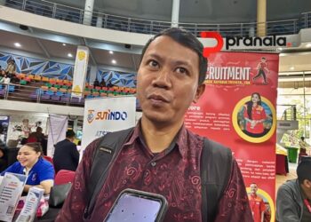 6 Bulan Menganggur, Leo Rela Antre Demi Harapan Baru di Job Fair Balikpapan