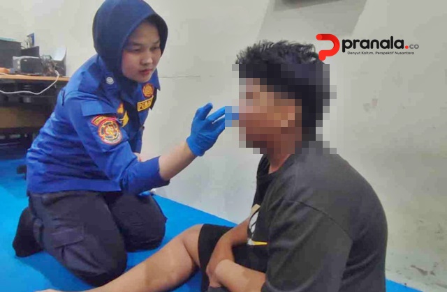 Detik-Detik Bocah 12 Tahun Tersungkur di Depan Mako Damkar Bontang