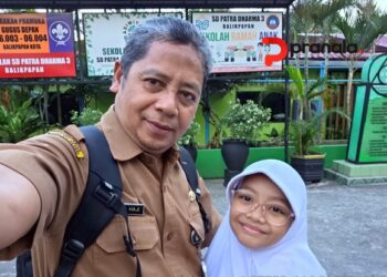 Gerakan Ayah Mengantar Sekolah di Balikpapan Bikin Anak Lebih Semangat Masuk Kelas